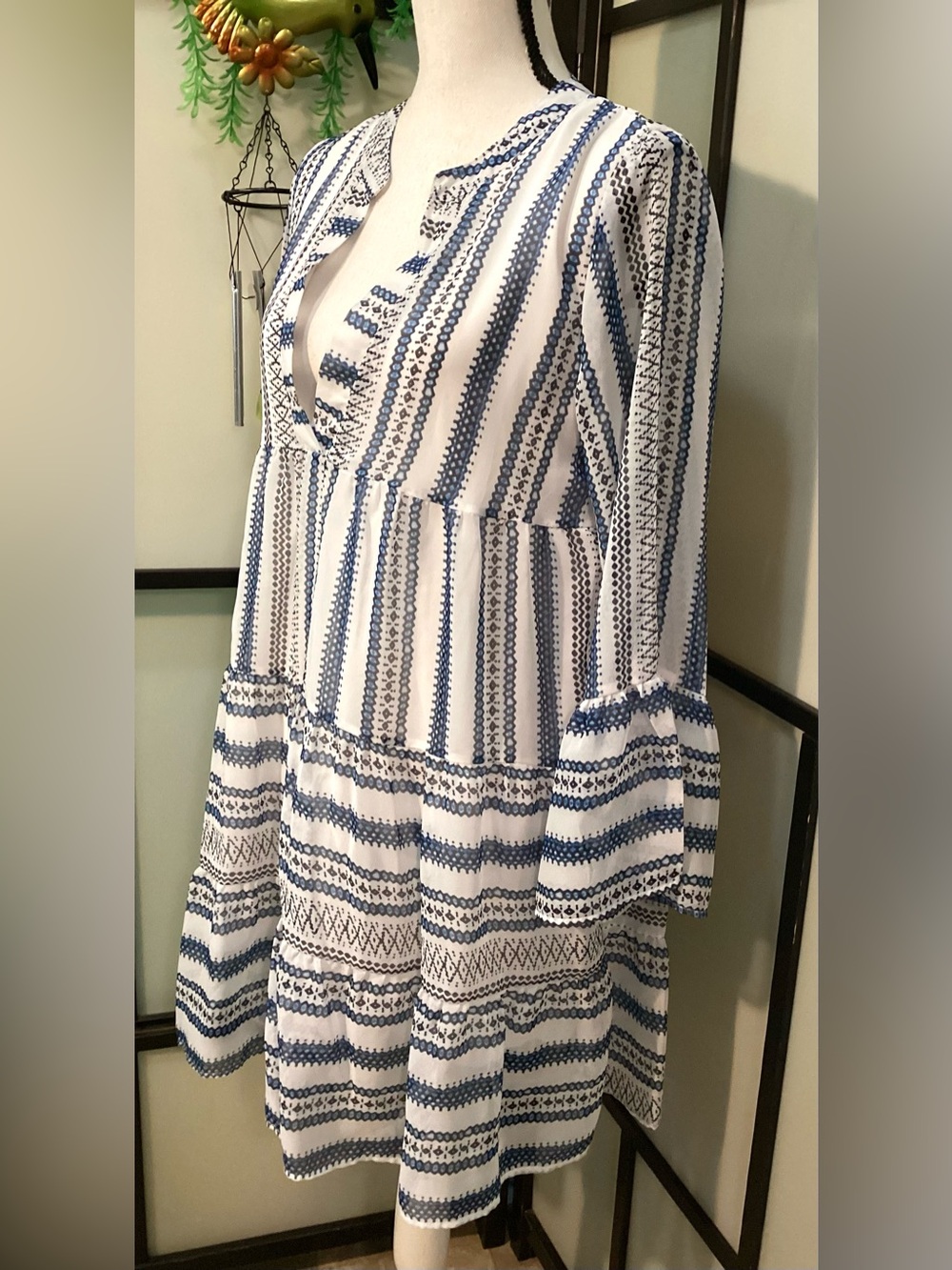 Fresh and light 3/4 sleeves boho dress. Size S